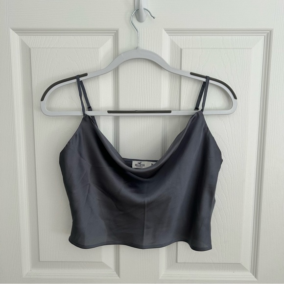 Hollister Cropped Cowl Neck Tank Top - Picture 3 of 4